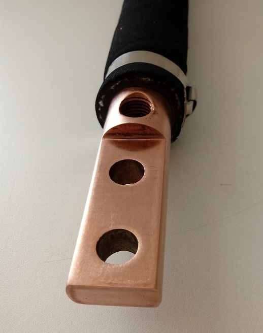 Cabo refrigerado a água.jpg